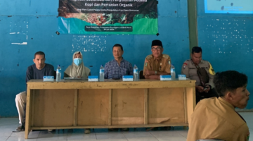 Mahasiswa KKN UNRAM giat dorong pengembangan potensi kopi di Desa Gumantar, Lombok Utara, dengan mengadakan sosialisasi bagi petani lokal untuk meningkatkan kesejahteraan masyarakat