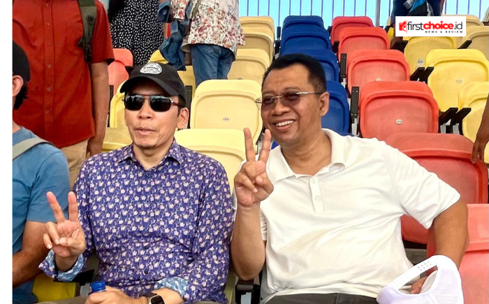 Dua mantan Gubernur NTB TGB Dr HM Zainul Majdi dan Bang Zul Dr H Zulkieflimansyah kompak Salam Dua Jari kala nonton bareng MotoGP Mandalika 2024